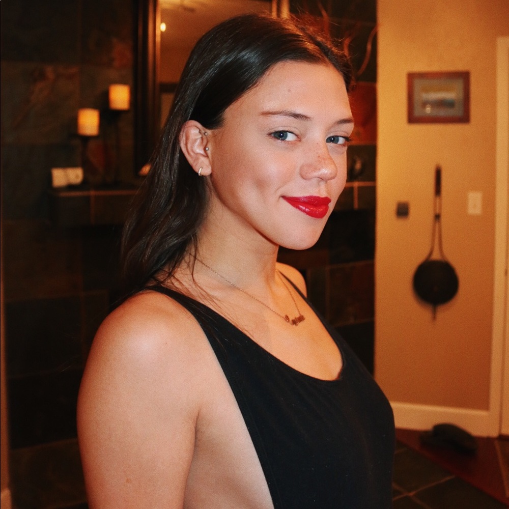 Meet your Posher, Bianca